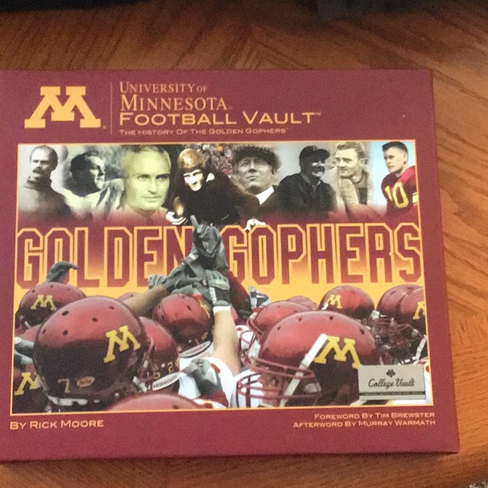 Golden Gophers Football Vault Book